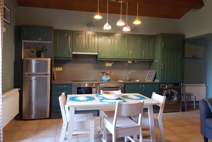 Apartamentos Jove - Apart.92B.Cocina /Salon