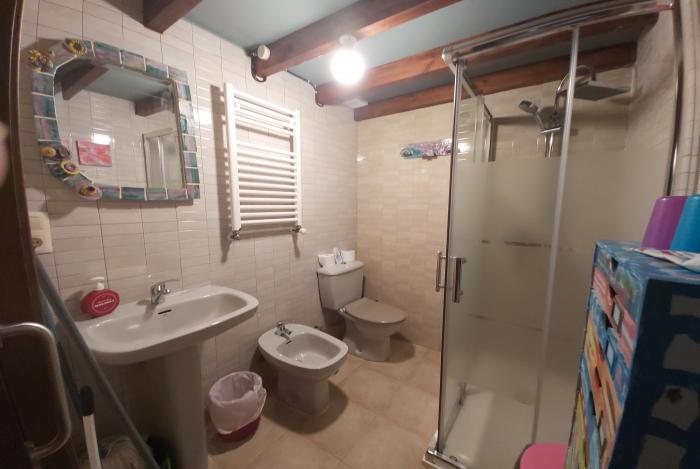 Apartamentos Jove -  Apart.92B.Baño