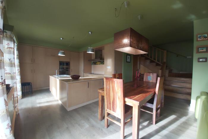 Apartamentos Jove - Apart.80C.Zona Cocina/Comedor