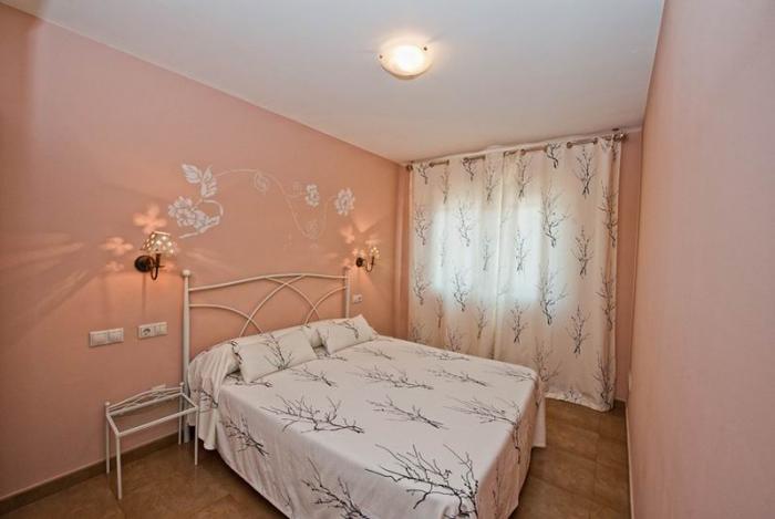 Apartamentos VIDA Finisterre - dormitorio matrimon