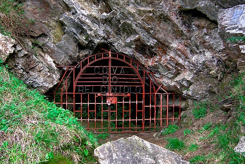Monumento Natural La Cueva del Rey Cintolo
